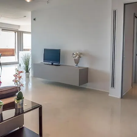 アパート Tra Cielo E Mare - Civitanova, Nobiliare Fronte Mare チヴィタノーヴァ・マルケ